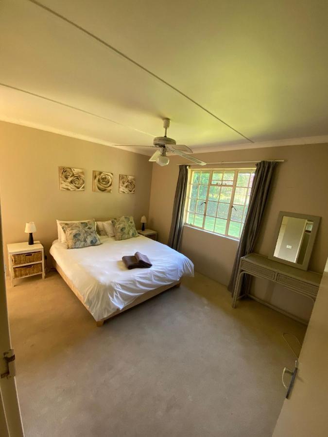 Under The Oak Villa Underberg Exterior photo